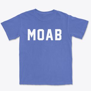 Moab Utah Classic Block Premium Heavyweight T-shirt