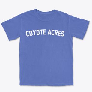 Coyote Acres Texas Classic Curve Premium Heavyweight T-shirt