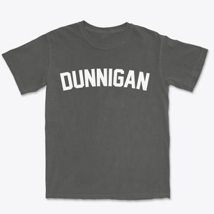 Dunnigan California Classic Curve Premium Heavyweight T-shirt