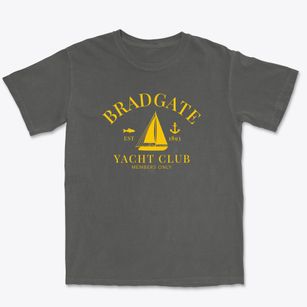Bradgate Iowa Yacht Club Premium Heavyweight T-shirt