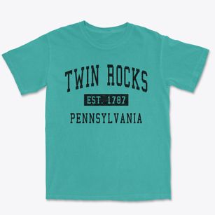 Twin Rocks Pennsylvania Classic Established Premium Heavyweight T-shirt