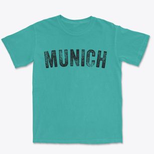 Munich North Dakota Timeless Retro Premium Heavyweight T-shirt