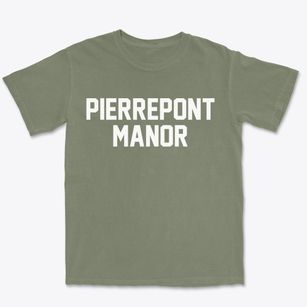 Pierrepont Manor New York Classic Block Premium Heavyweight T-shirt