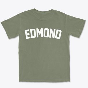 Edmond Oklahoma Classic Curve Premium Heavyweight T-shirt