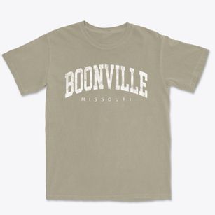 Boonville Missouri Urban Vibe Premium Heavyweight T-shirt