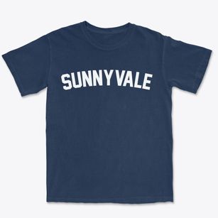 Sunnyvale California Classic Curve Premium Heavyweight T-shirt