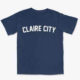 Claire City South Dakota Classic Curve Premium Heavyweight T-shirt
