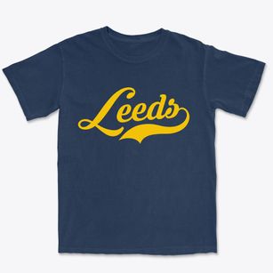 Leeds Maine Vintage Team Premium Heavyweight T-shirt