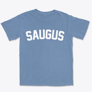 Saugus Massachusetts Classic Curve Premium Heavyweight T-shirt
