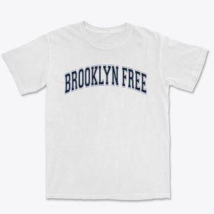 Brooklyn Free School Varsity Arch Premium Heavyweight T-shirt