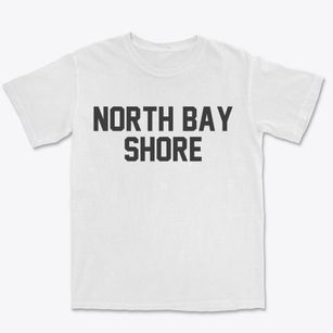North Bay Shore New York Classic Block Premium Heavyweight T-shirt
