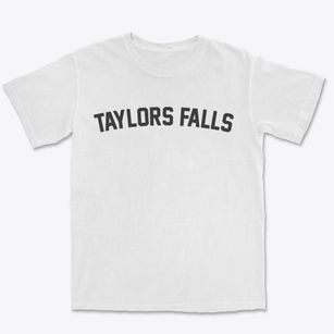 Taylors Falls Minnesota Classic Curve Premium Heavyweight T-shirt