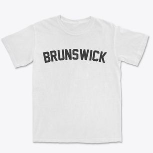 Brunswick North Carolina Classic Curve Premium Heavyweight T-shirt