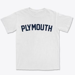 Plymouth Iowa Classic Curve Premium Heavyweight T-shirt
