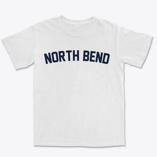 North Bend Oregon Classic Curve Premium Heavyweight T-shirt