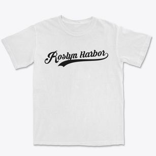 Roslyn Harbor New York Vintage Team Premium Heavyweight T-shirt