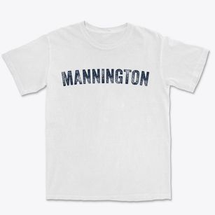 Mannington West Virginia Timeless Retro Premium Heavyweight T-shirt