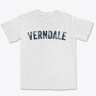 Verndale Minnesota Timeless Retro Premium Heavyweight T-shirt