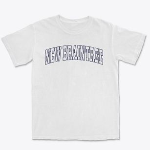 New Braintree Massachusetts Trendy Block Premium Heavyweight T-shirt