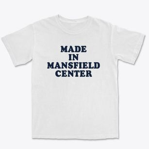 Mansfield Center Connecticut Classic 70s Premium Heavyweight T-shirt