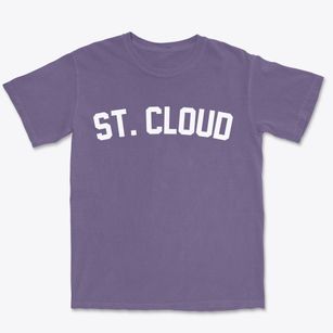 St. Cloud Minnesota Classic Curve Premium Heavyweight T-shirt