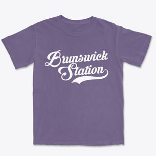 Brunswick Station Maine Vintage Team Premium Heavyweight T-shirt