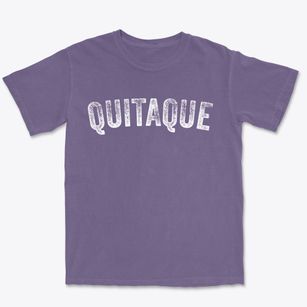 Quitaque Texas Timeless Retro Premium Heavyweight T-shirt