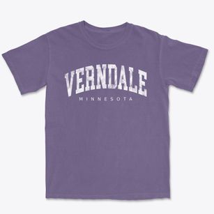Verndale Minnesota Urban Vibe Premium Heavyweight T-shirt