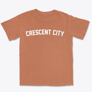 Crescent City California Classic Curve Premium Heavyweight T-shirt