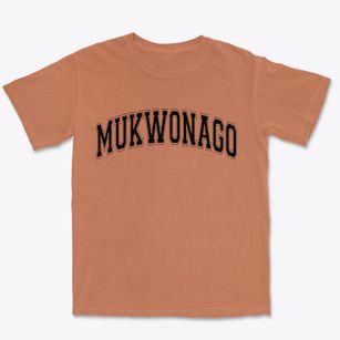 Mukwonago Wisconsin Varsity Premium Heavyweight T-shirt