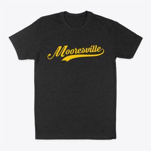 Mooresville North Carolina Vintage Team Classic Dad T-Shirt