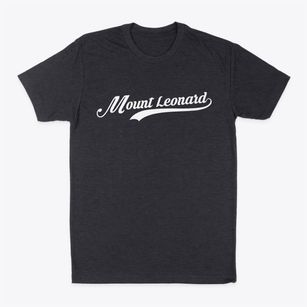 Mount Leonard Missouri Vintage Team Classic Dad T-Shirt
