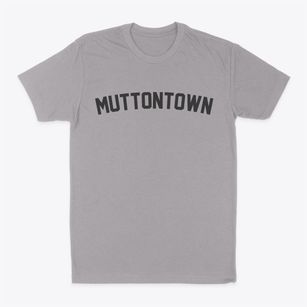 Muttontown New York Classic Curve Classic Dad T-Shirt
