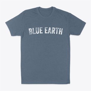 Blue Earth Minnesota Timeless Retro Classic Dad T-Shirt