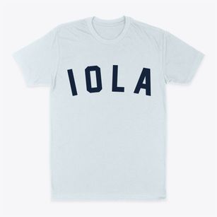 Iola Illinois Classic Curve Classic Dad T-Shirt