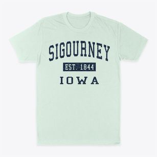 Sigourney Iowa Classic Established Classic Dad T-Shirt