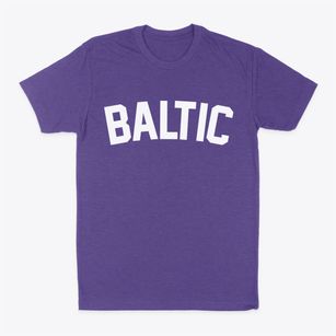 Baltic Connecticut Classic Curve Classic Dad T-Shirt