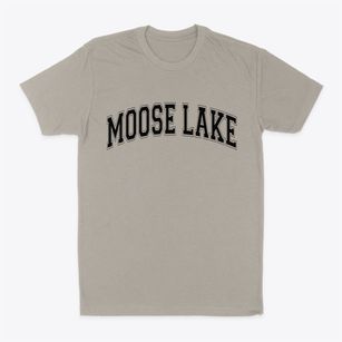 Moose Lake Minnesota Varsity Classic Dad T-Shirt
