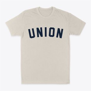 Union Wisconsin Classic Curve Classic Dad T-Shirt