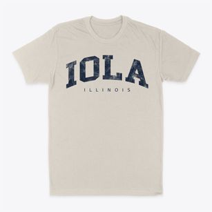 Iola Illinois Urban Vibe Classic Dad T-Shirt