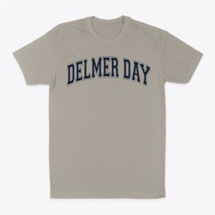 Delmer Day Elementary School Varsity Arch Classic Dad T-Shirt