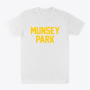 Munsey Park New York Classic Block Classic Dad T-Shirt