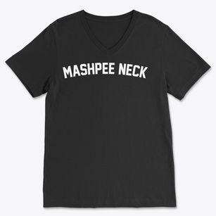 Mashpee Neck Massachusetts Classic Curve Soft Lightweight V-Neck