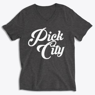 Pick City North Dakota Vintage Team Soft Lightweight V-Neck